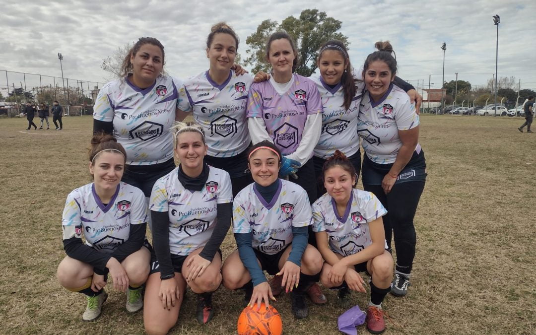 Apoyamos al equipo de futbol femenino De Rabona