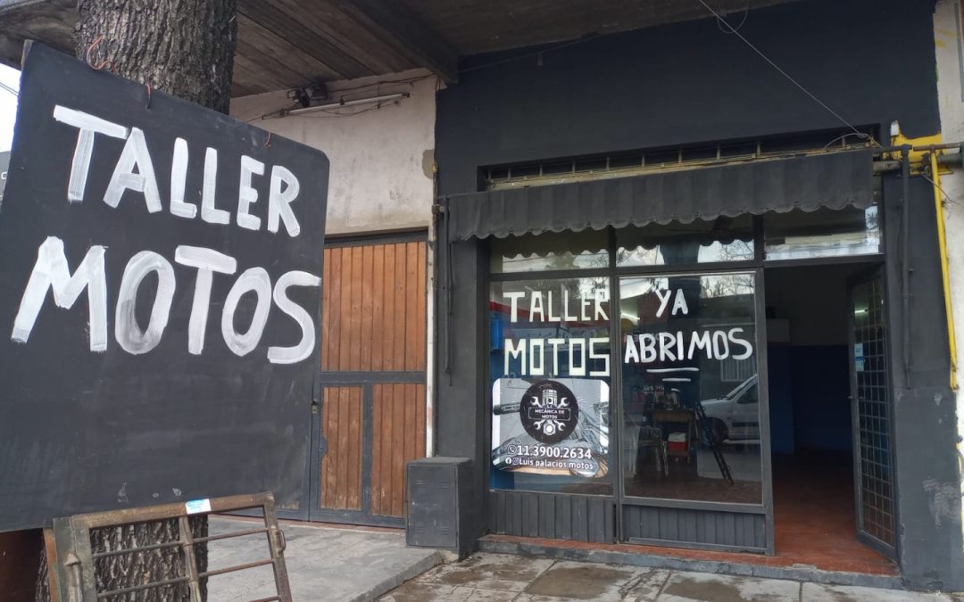 LUIS PALACIOS MECÁNICO DE MOTOS RECIBIDO EN EL CENTRO DE CAPACITACIÓN DE CEPBA