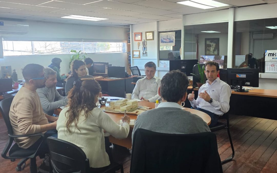 Encuentro Estratégico en JLF Materiales Eléctricos: Explorando el Futuro del Mercado y la Tecnología
