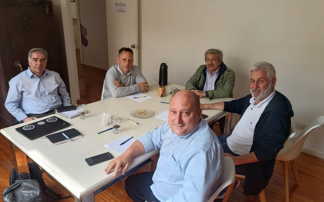 Importante Reunión con Gustavo Miguelez para Fortalecer Vínculos Comerciales entre Argentina y Brasil
