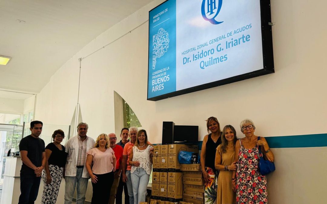 Nuestro presidente participó de la entrega de computadoras al Hospital Iriarte