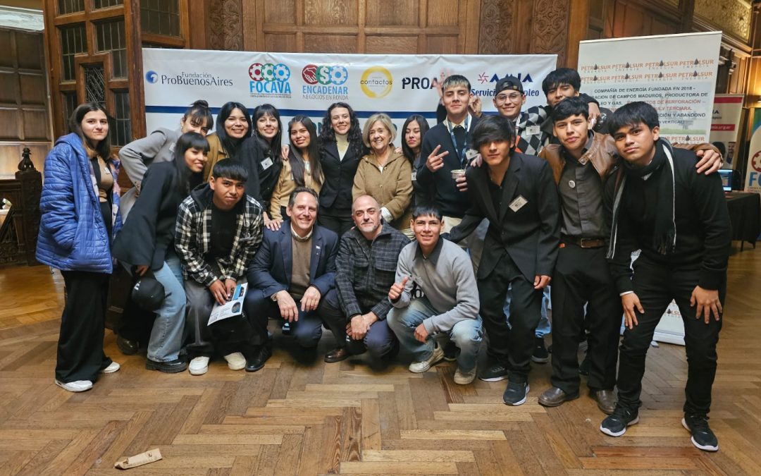 Exitosa edicion de Encadenar, negocios en ronda Petroleo, Mineria, Energia y Gas