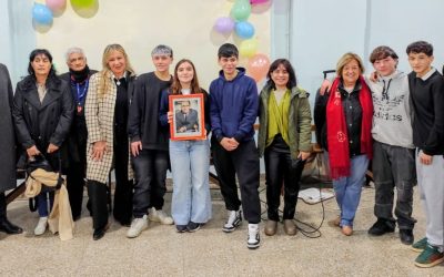 Enrique Shaw en Quilmes: Donan imagen y libros al Colegio Perpetuo Socorro